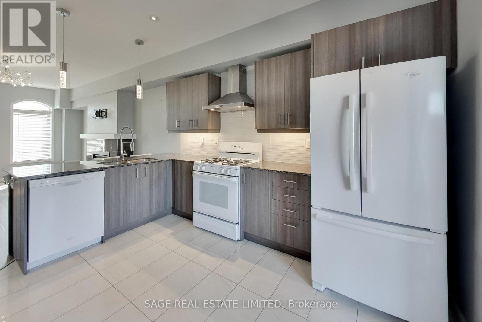 1417 Salem Road N, Ajax, Ontario  L1Z 0R9 - Photo 11 - E12663584