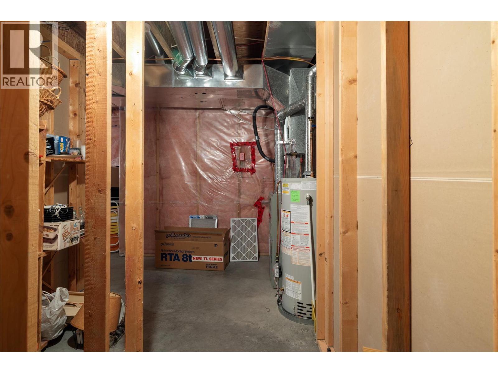 2300 Silver Place Unit# 14 Kelowna, BC V1V2L5_30