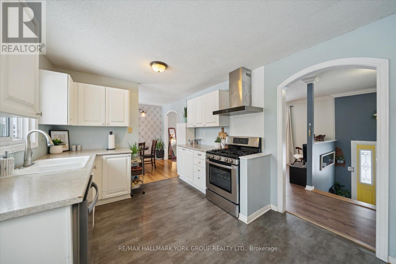 208 Park Street, Brock, Ontario L0E 1E0 - Photo 12 - N12663510