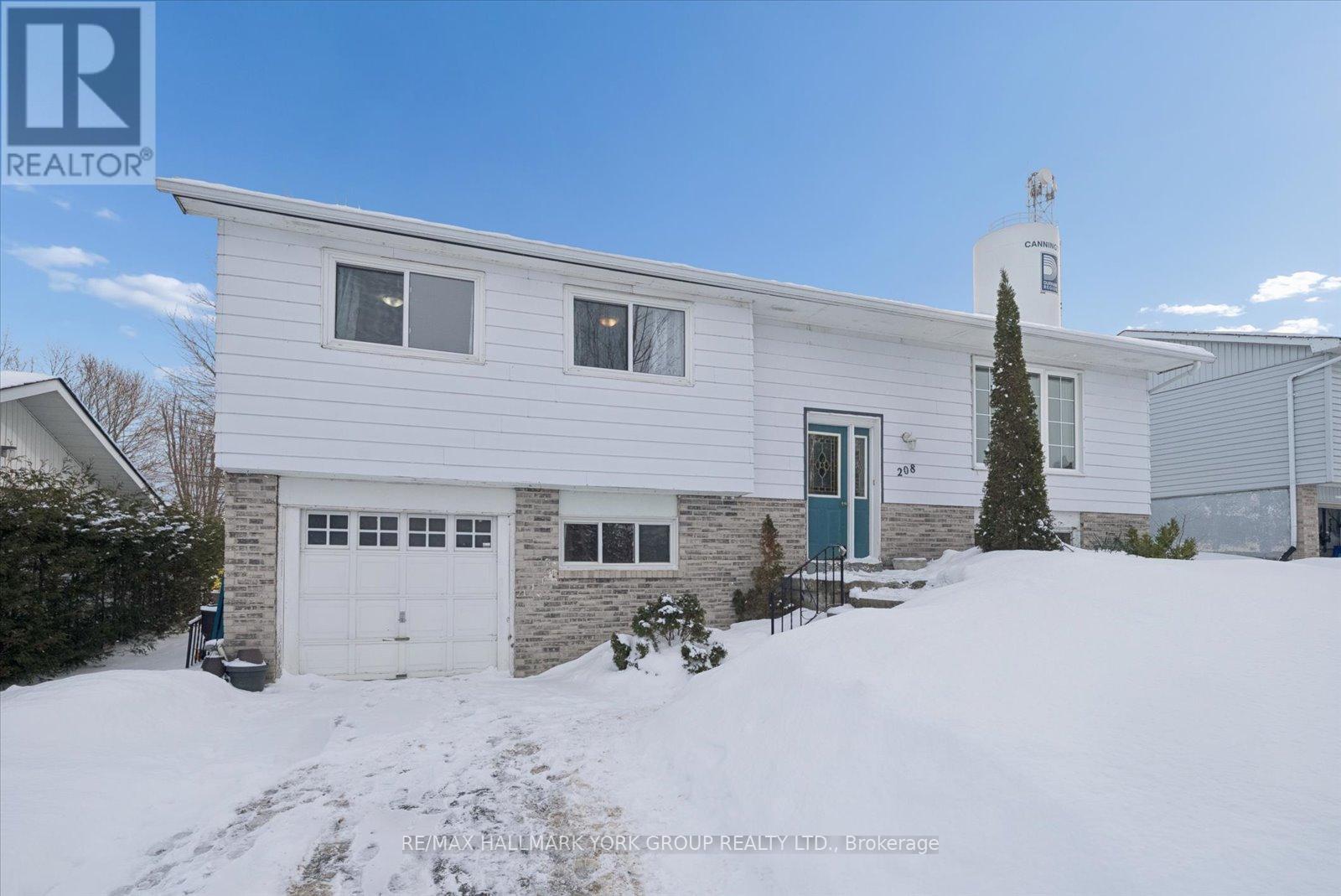 208 Park Street, Brock, Ontario L0E 1E0 - Photo 2 - N12663510