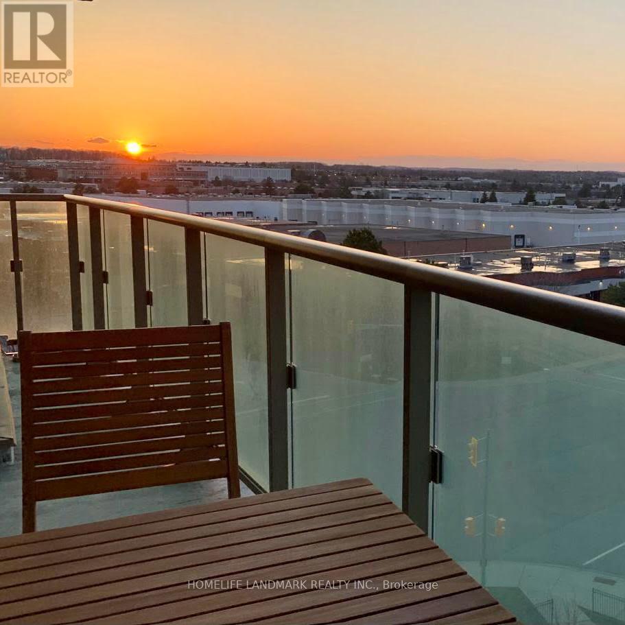 718 - 75 Norman Bethune Avenue, Richmond Hill, Ontario  L4B 0B6 - Photo 4 - N12663596