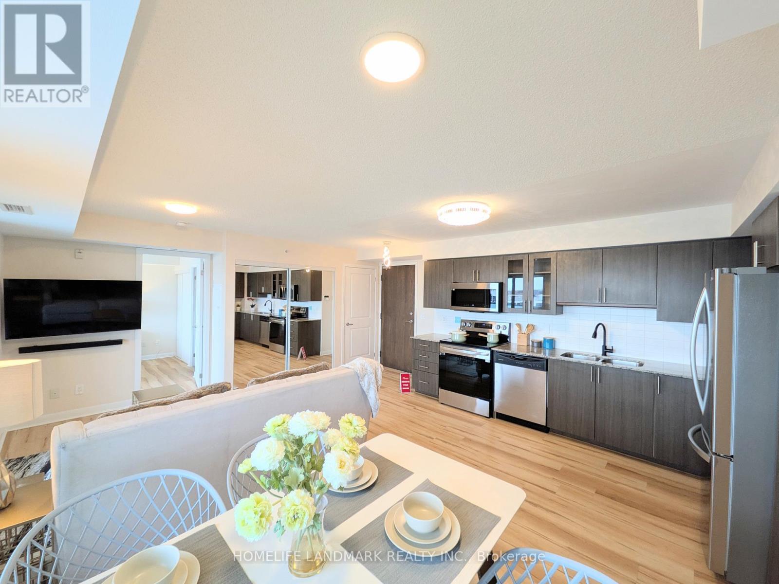 718 - 75 Norman Bethune Avenue, Richmond Hill, Ontario  L4B 0B6 - Photo 7 - N12663596