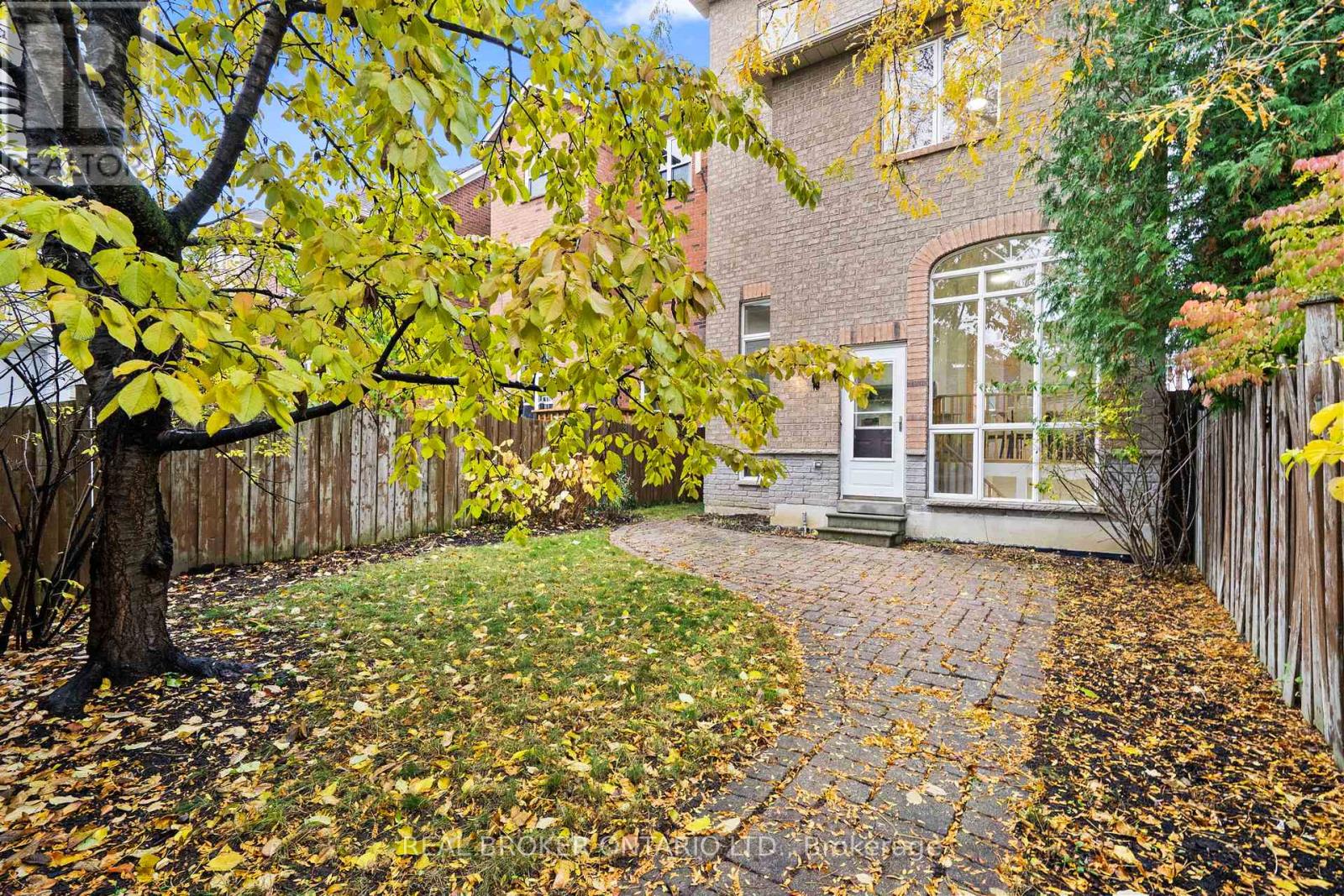 21 Spring Meadow Avenue, Markham, Ontario  L6B 1B5 - Photo 47 - N12663602