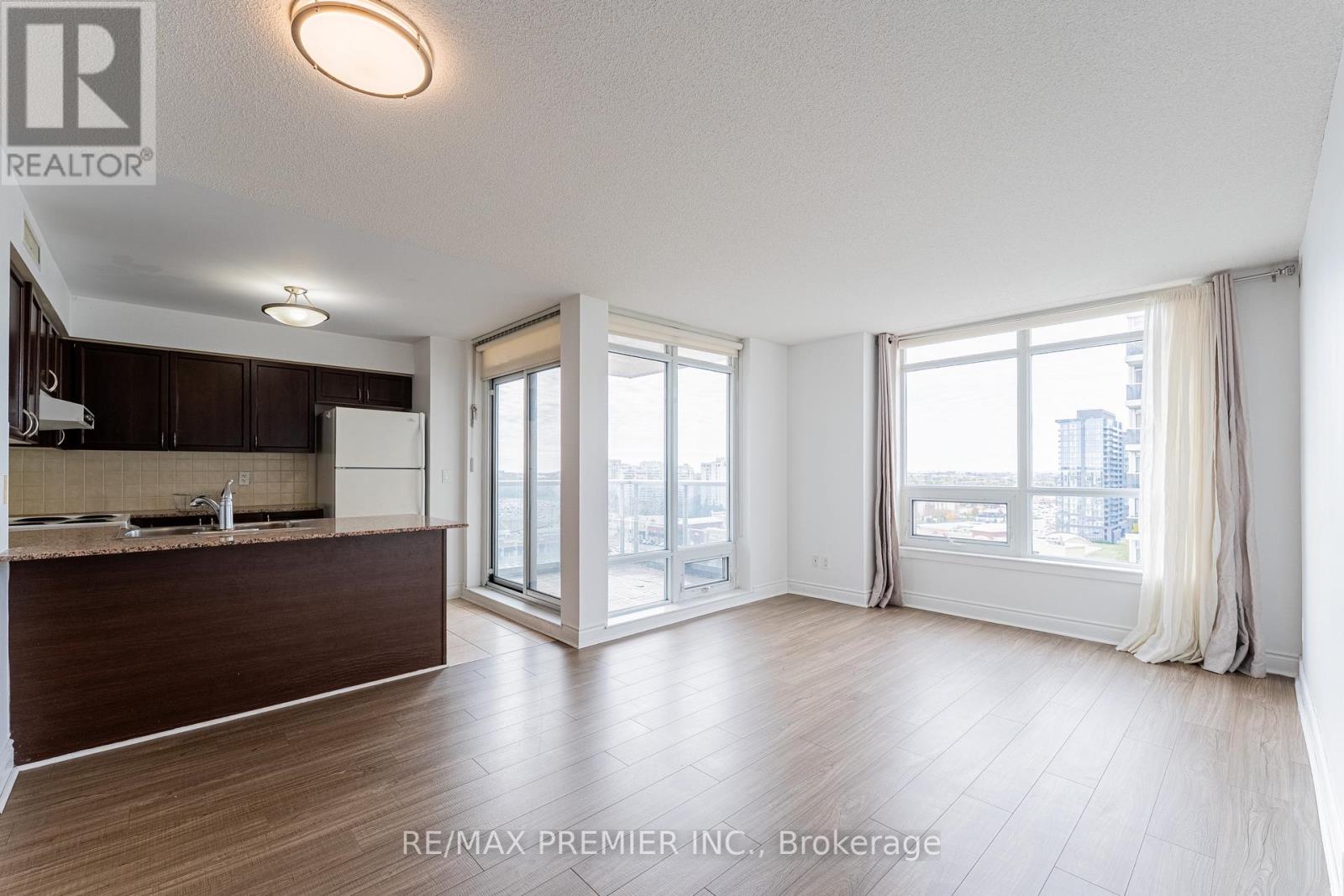 1203 - 7 NORTH PARK ROAD, Vaughan, Ontario