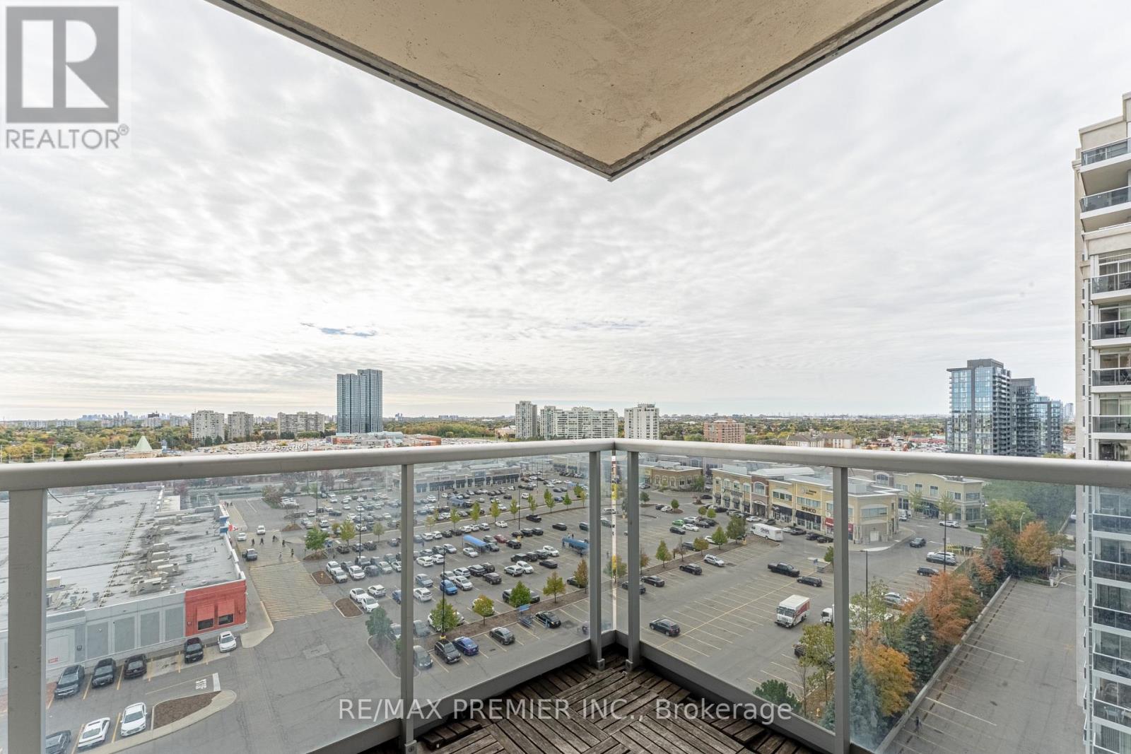 1203 - 7 North Park Road, Vaughan, Ontario  L4J 0C9 - Photo 9 - N12663670