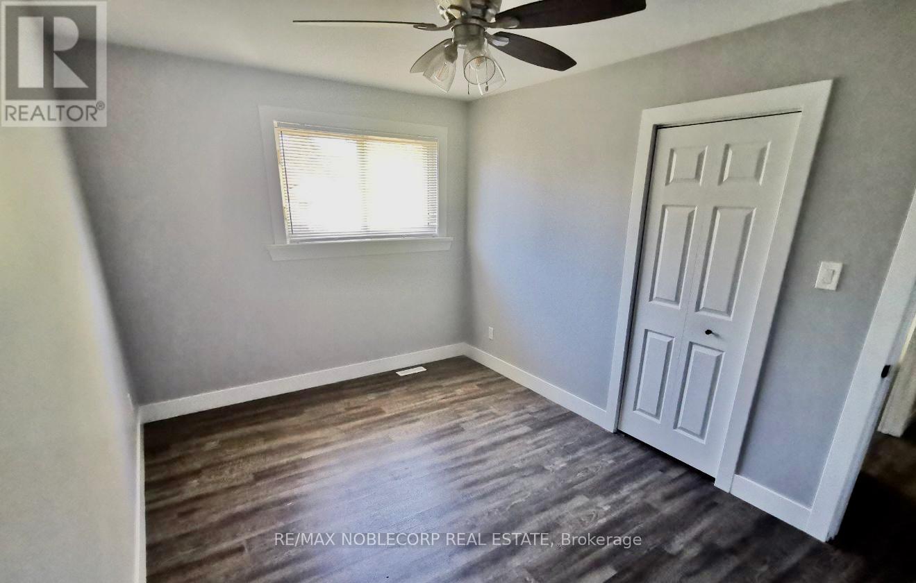 17 Larkdale Crescent, Essa, Ontario  L0M 1B0 - Photo 11 - N12663690