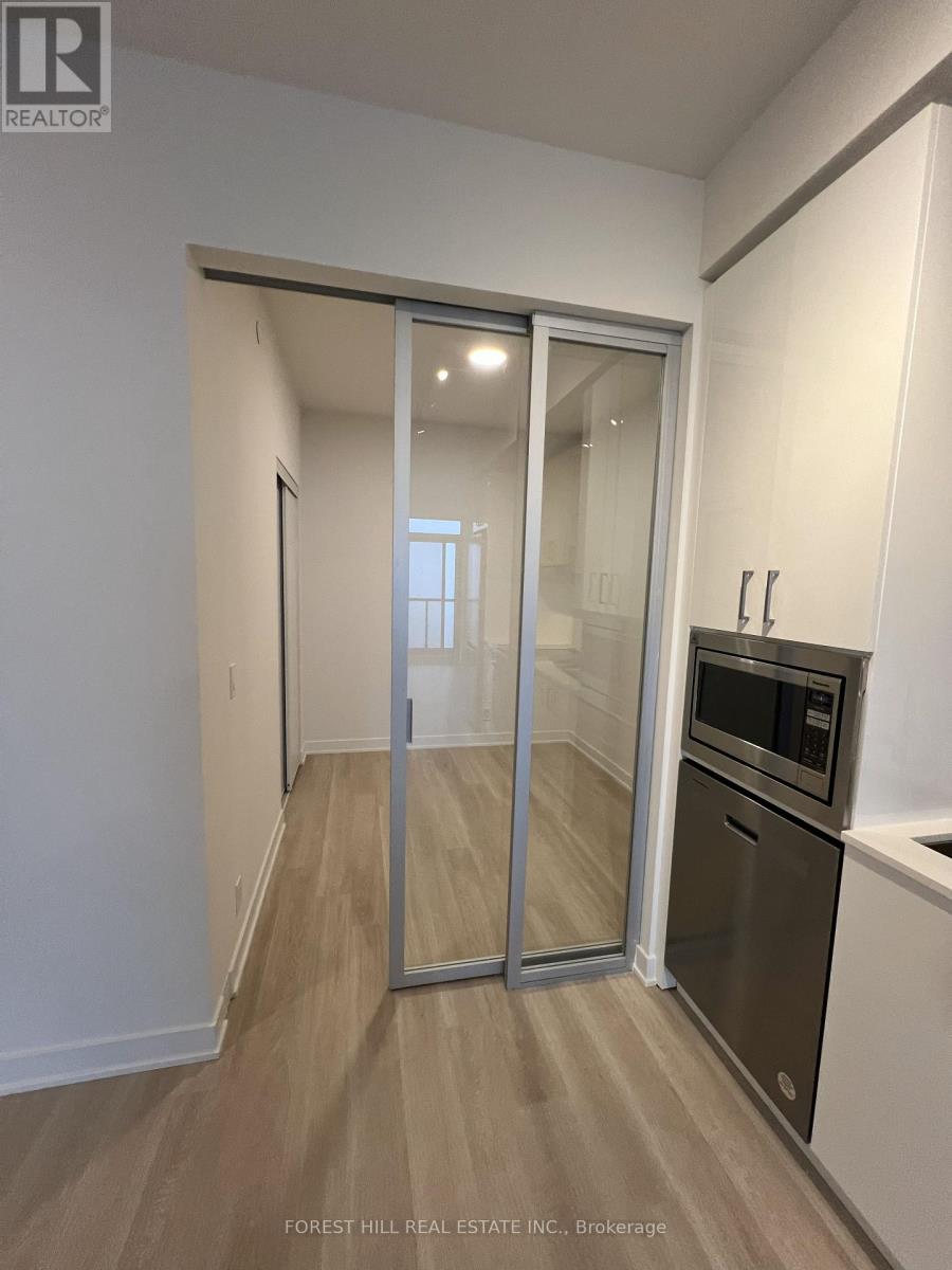 3204 - 30 Upper Mall Way, Vaughan, Ontario  L4J 0L7 - Photo 3 - N12663692