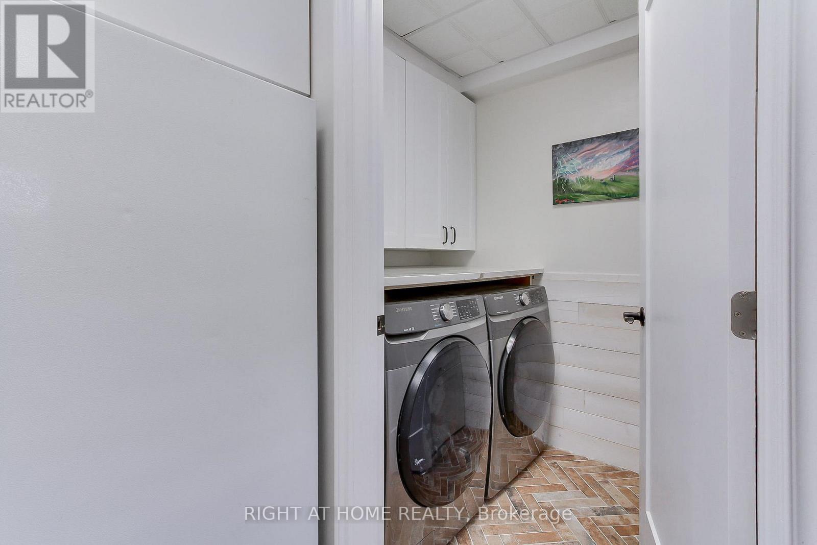 45 Pleasant Avenue, East Gwillimbury, Ontario  L9N 1A2 - Photo 22 - N12597270