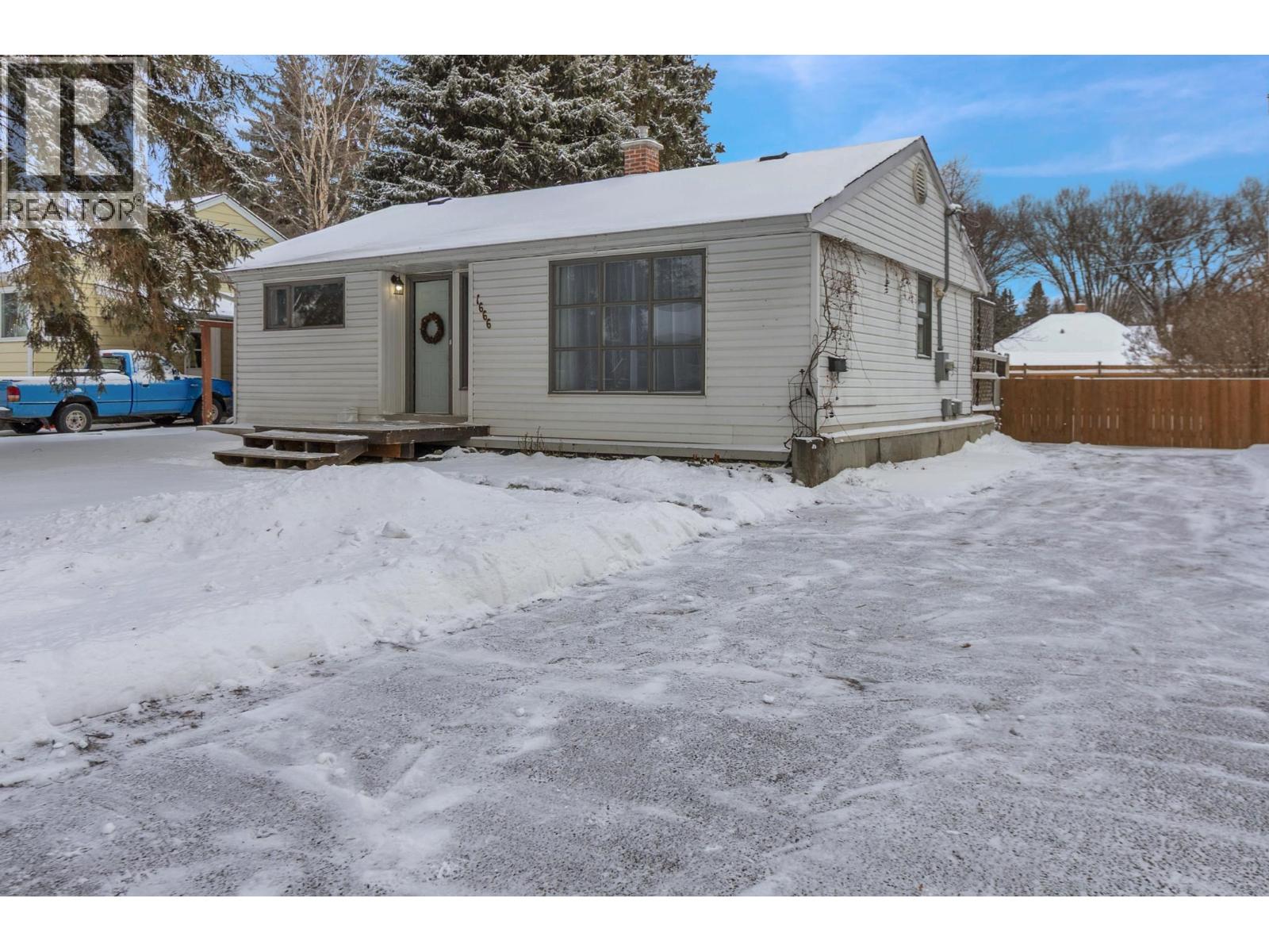 1666 FIR STREET, Prince George, British Columbia