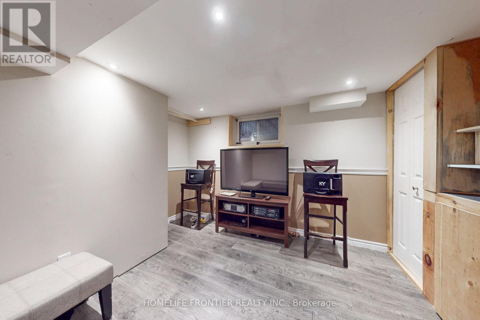 267 Grove Street E, Barrie, Ontario  L4M 2R2 - Photo 12 - S12663780