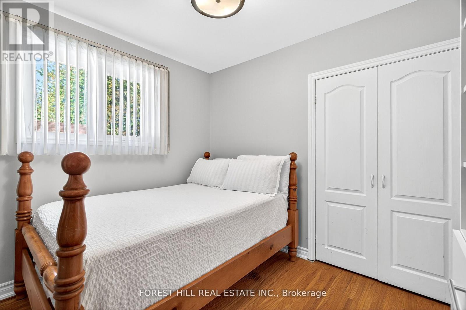 1550 Evangeline Drive, Oshawa, Ontario  L1J 3T2 - Photo 10 - E12659462