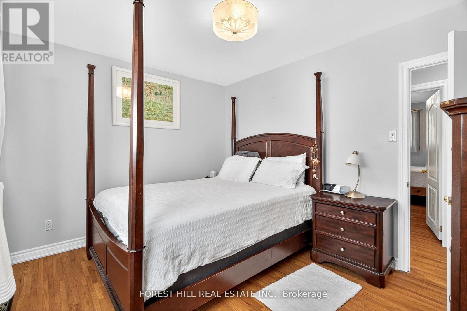 1550 Evangeline Drive, Oshawa, Ontario  L1J 3T2 - Photo 9 - E12659462