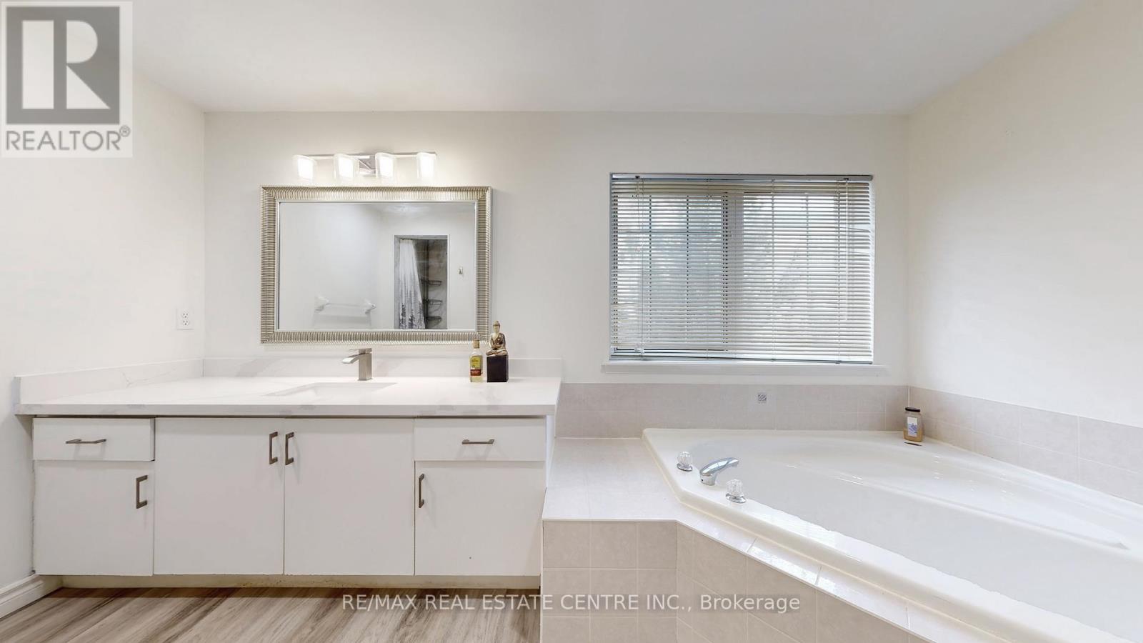 12 - 80 Strathaven Drive, Mississauga, Ontario  L5R 3V9 - Photo 41 - W12645512