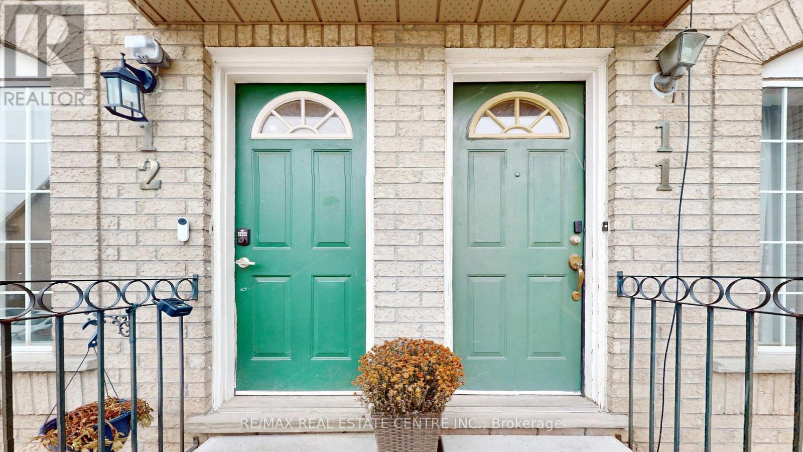 12 - 80 Strathaven Drive, Mississauga, Ontario  L5R 3V9 - Photo 4 - W12645512