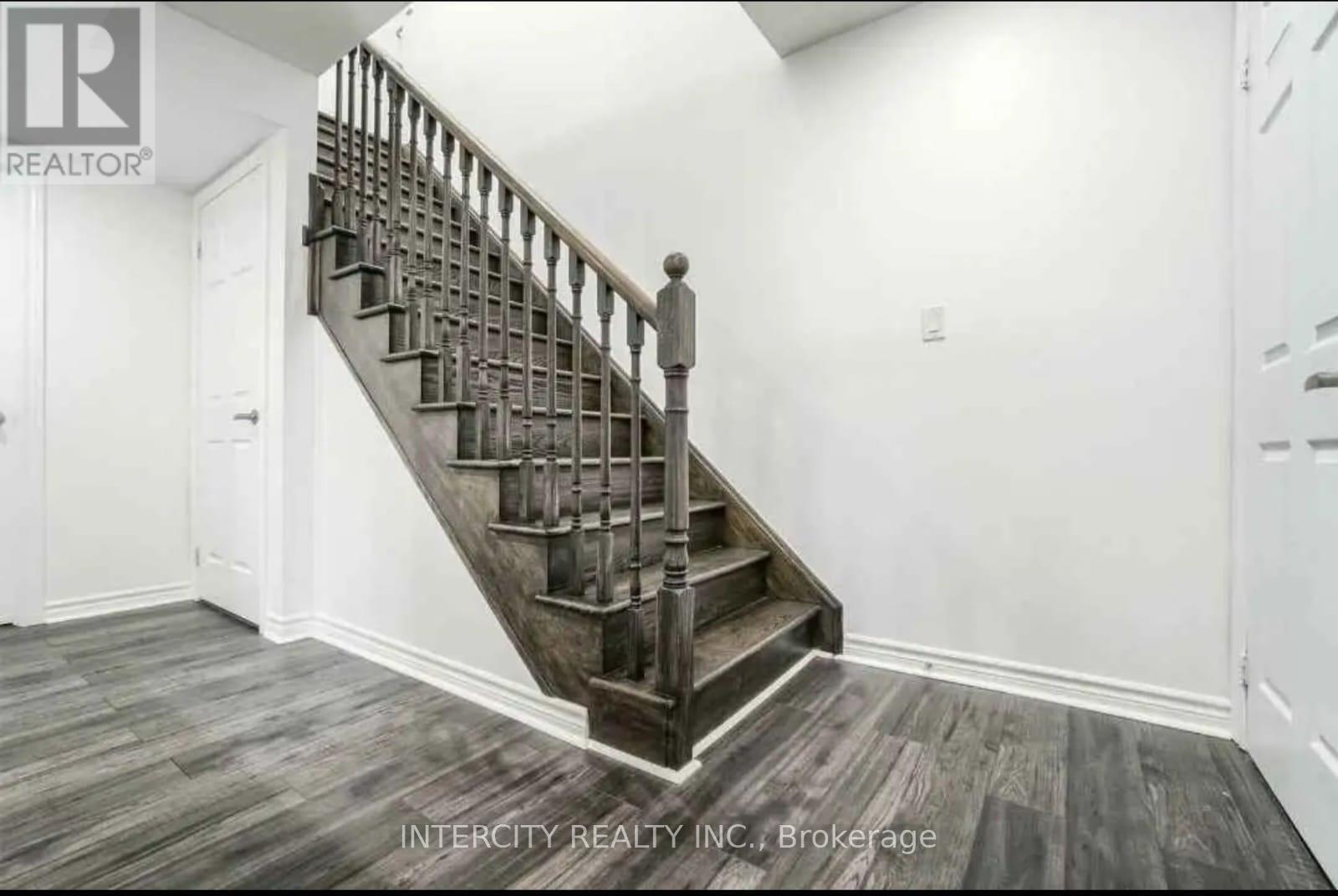 106 - 200 Veterans Drive, Brampton, Ontario  L7A 4S6 - Photo 17 - W12663532