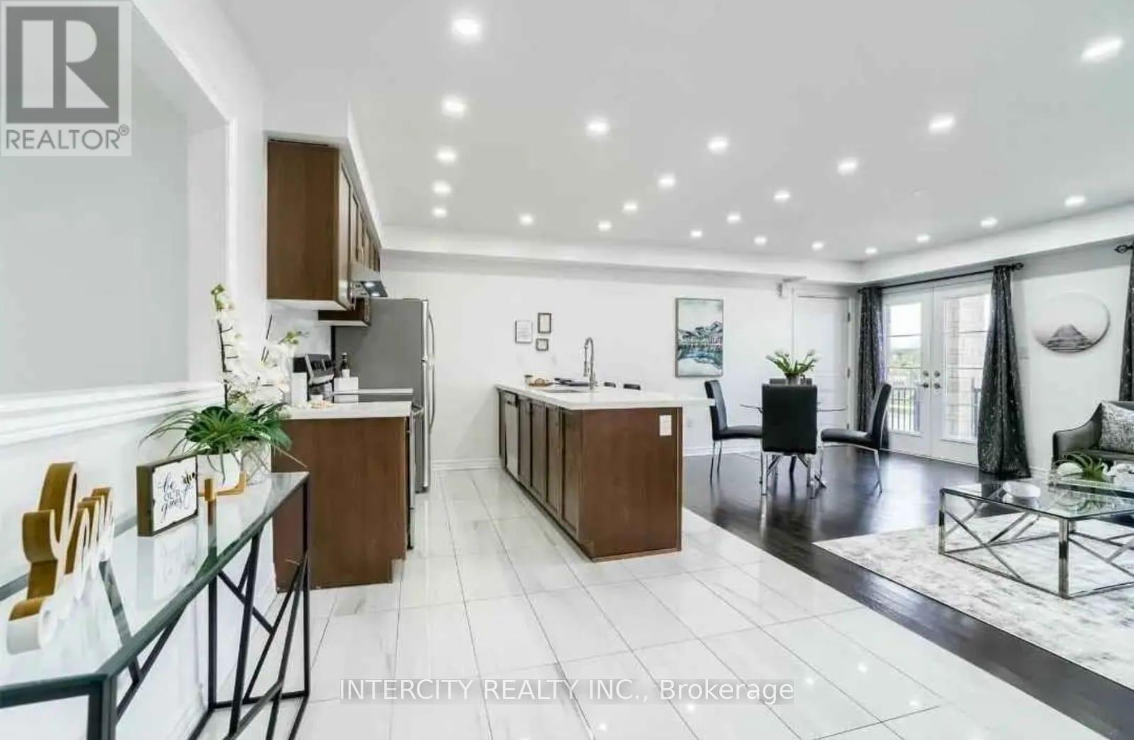 106 - 200 Veterans Drive, Brampton, Ontario  L7A 4S6 - Photo 9 - W12663532