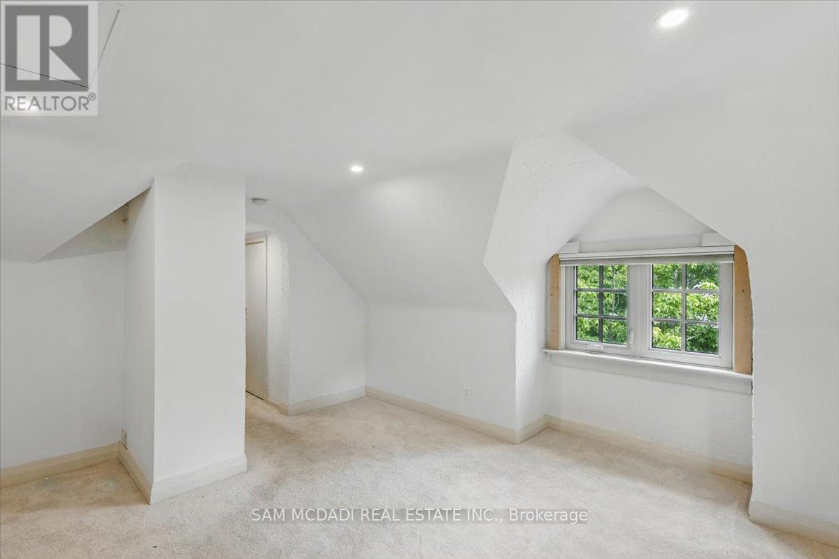 62 Maple Avenue S, Mississauga, Ontario  L5H 2R6 - Photo 15 - W12663534