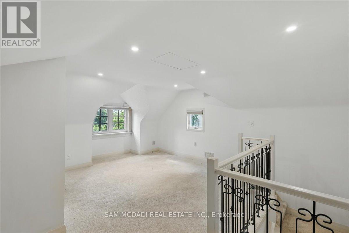 62 Maple Avenue S, Mississauga, Ontario  L5H 2R6 - Photo 16 - W12663534