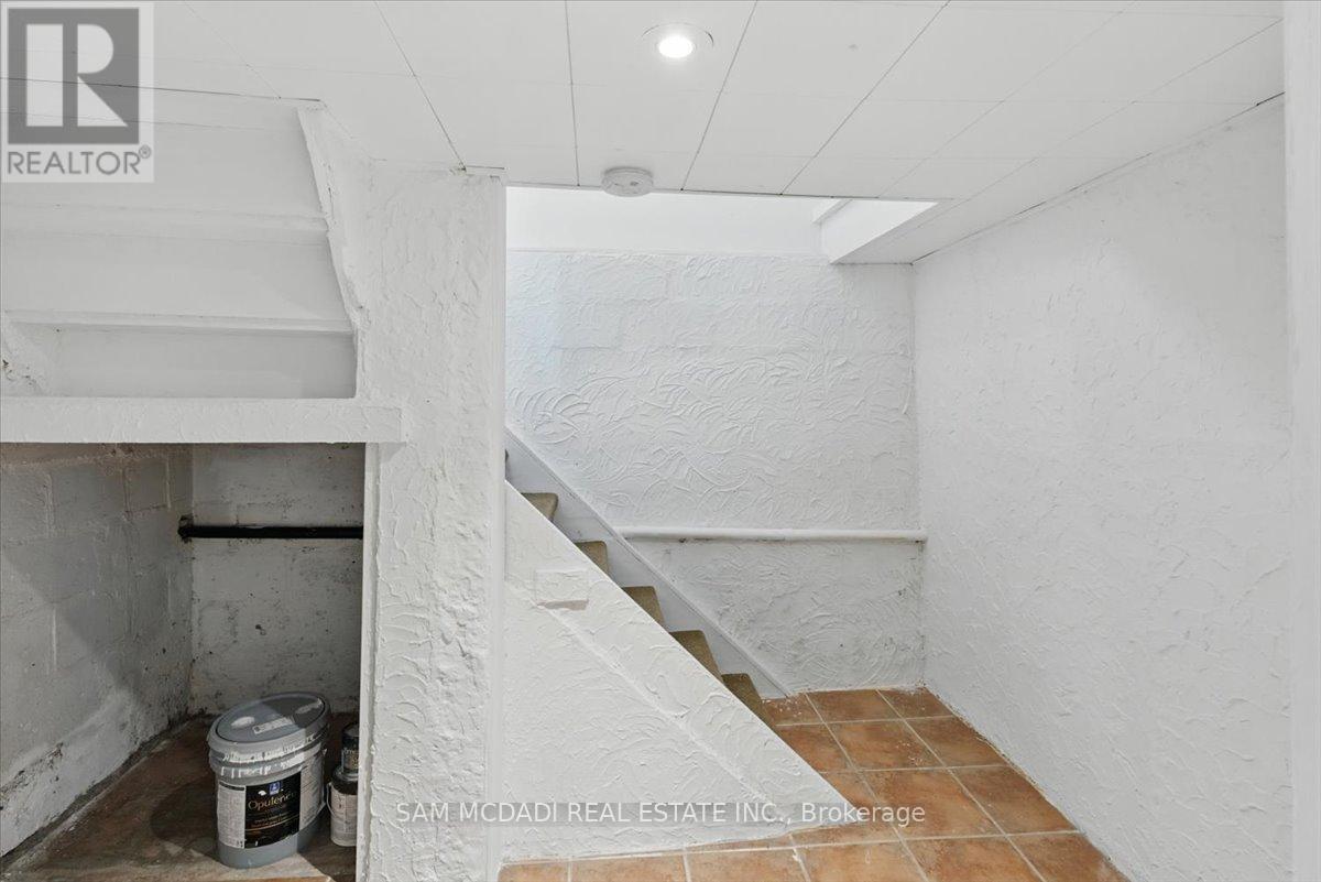 62 Maple Avenue S, Mississauga, Ontario  L5H 2R6 - Photo 24 - W12663534