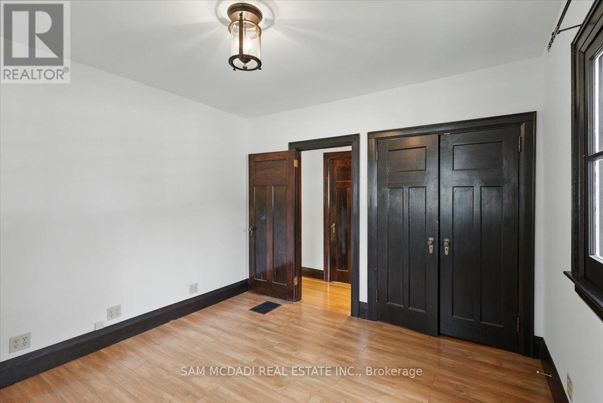 62 Maple Avenue S, Mississauga, Ontario  L5H 2R6 - Photo 9 - W12663534