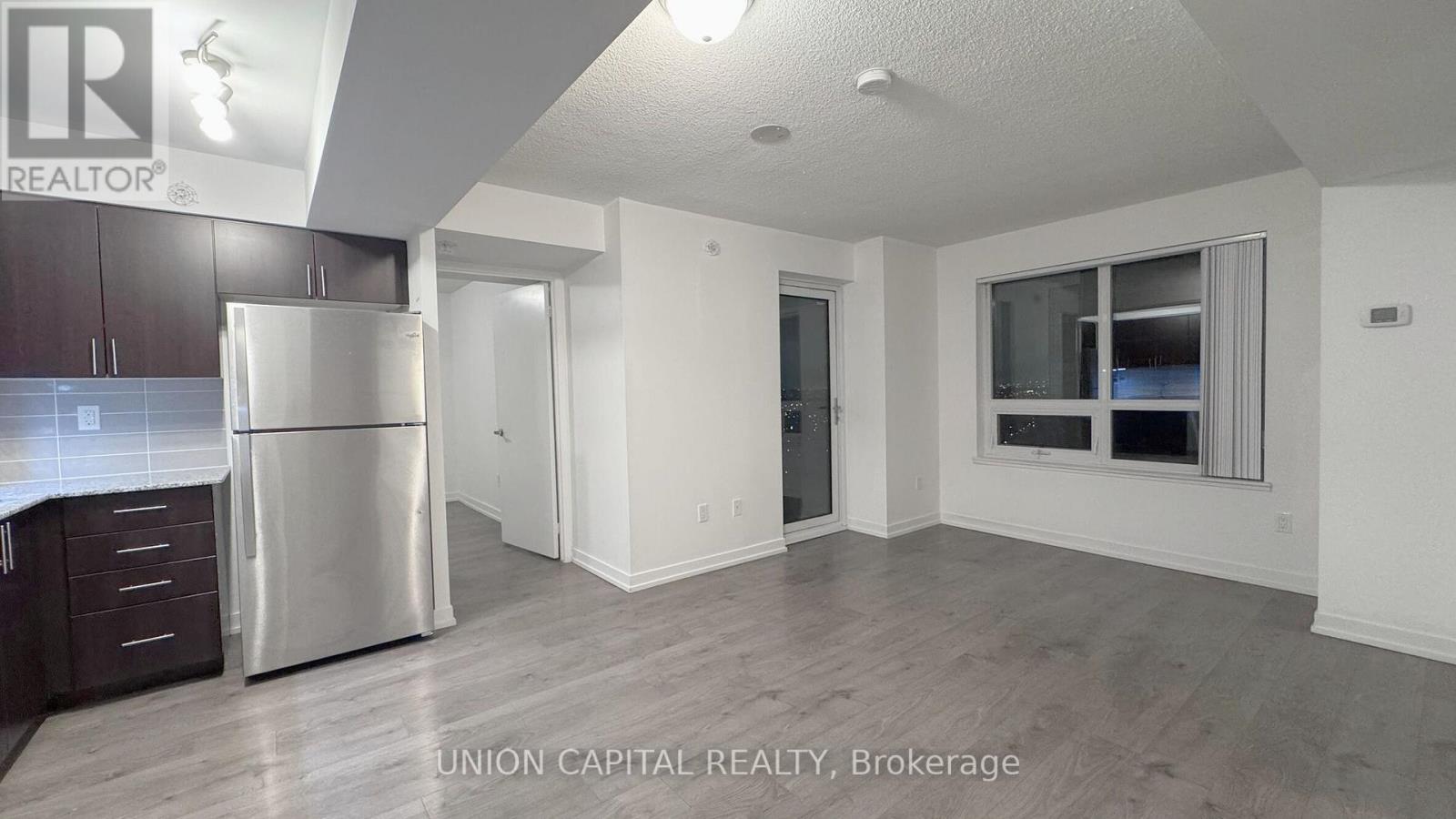 2509 - 1410 Dupont Street, Toronto, Ontario  M6H 0B6 - Photo 5 - W12663598