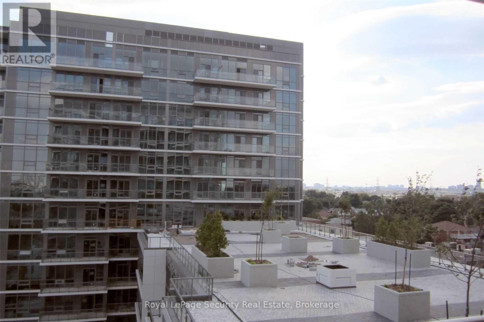 722 - 1185 The Queensway, Toronto, Ontario  M8Z 0C6 - Photo 7 - W12663608