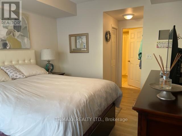 2025 - 3031 Finch Avenue W, Toronto, Ontario  M9M 0A3 - Photo 12 - W12663672