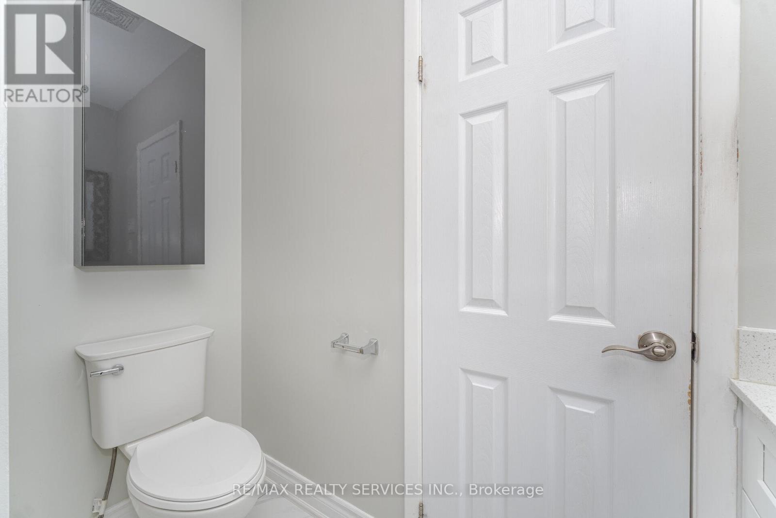 61 Avondale Boulevard, Brampton, Ontario  L6T 1H1 - Photo 22 - W12663674