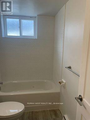 105 - 2365 Marine Drive, Oakville, Ontario  L6L 1C5 - Photo 16 - W12663712