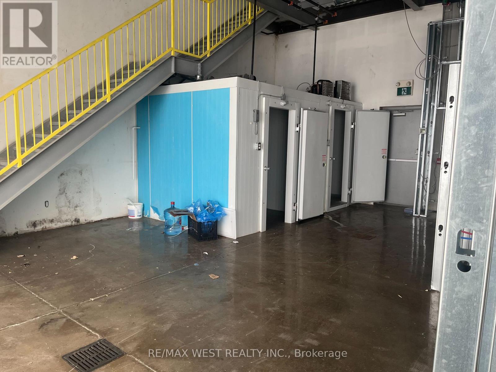 8 - 1800 Davenport Road, Toronto, Ontario  M6N 4X3 - Photo 4 - W12663734