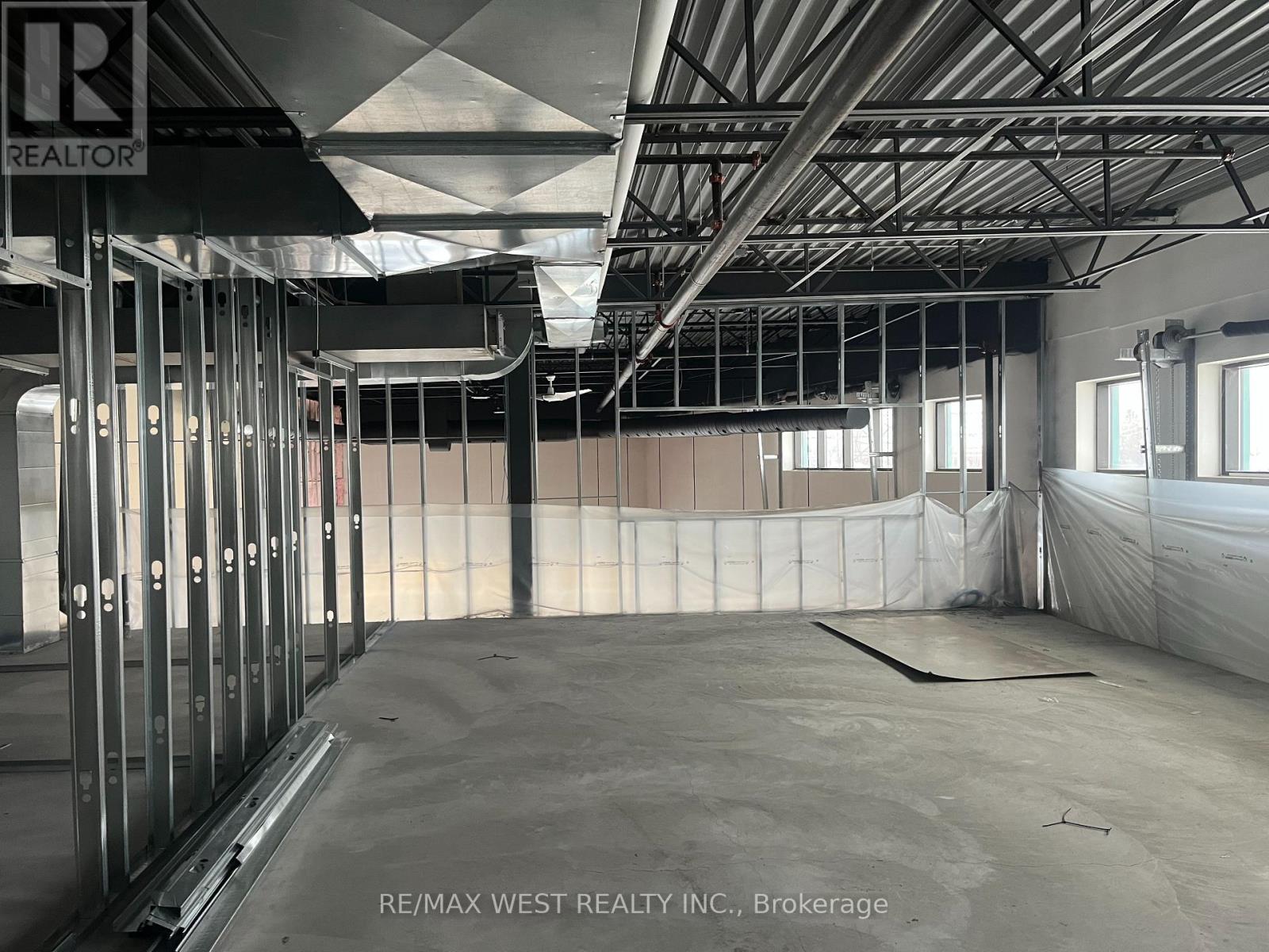 8 - 1800 Davenport Road, Toronto, Ontario  M6N 4X3 - Photo 6 - W12663734