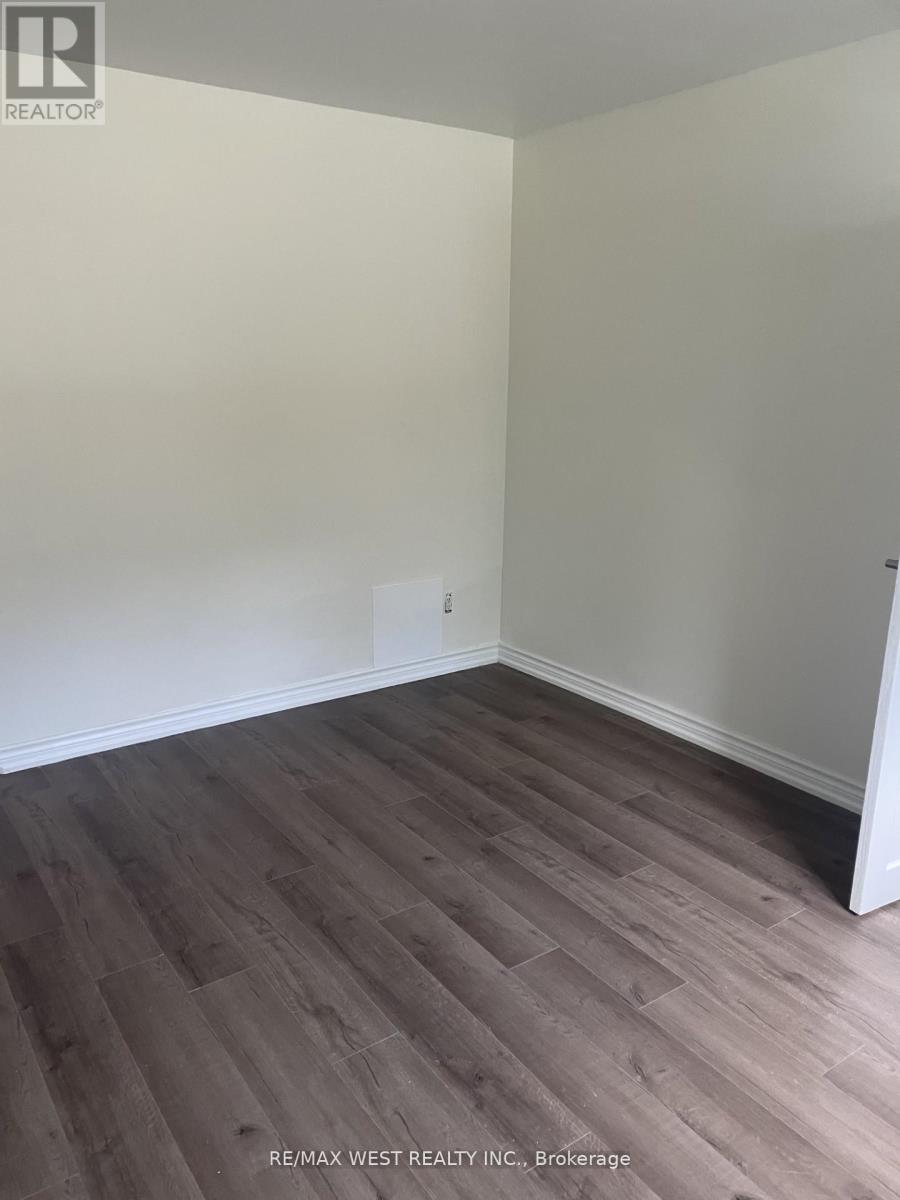 102 - 2365 Marine Drive, Oakville, Ontario  L6L 1C5 - Photo 11 - W12663736