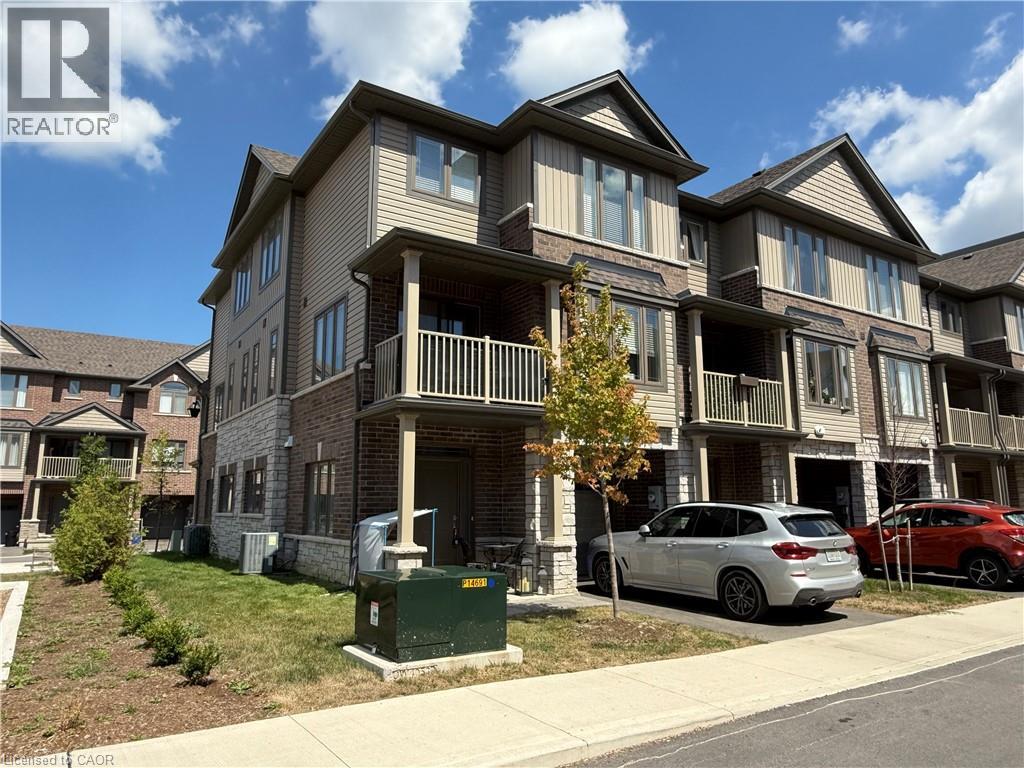 19 PICARDY Drive Unit# 32, Stoney Creek, Ontario
