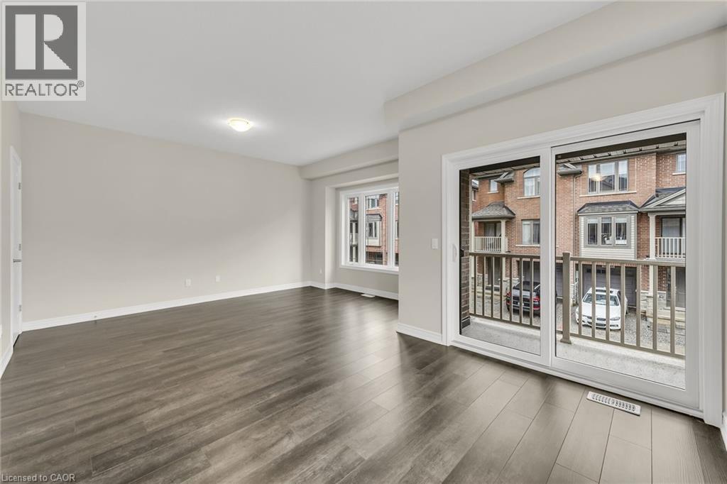 19 Picardy Drive Unit# 32, Stoney Creek, Ontario  L8J 0M7 - Photo 10 - 40796185