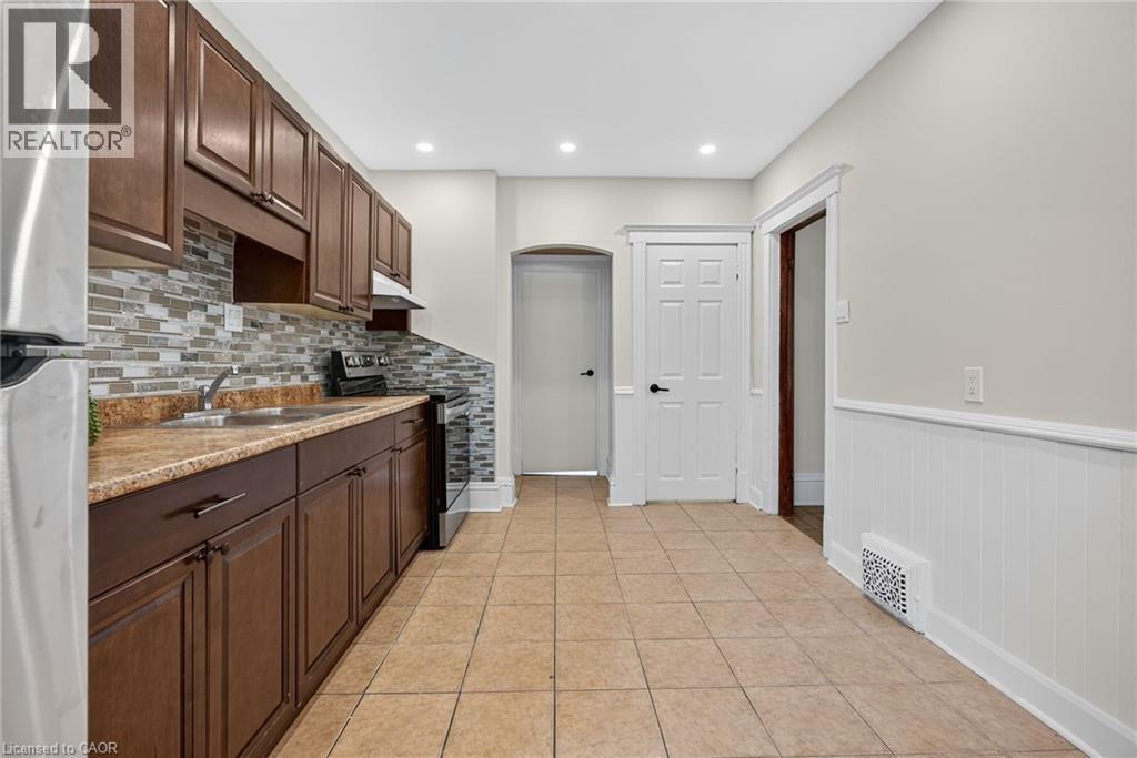 84 Ray Street S, Hamilton, Ontario  L8P 3V7 - Photo 11 - 40796182