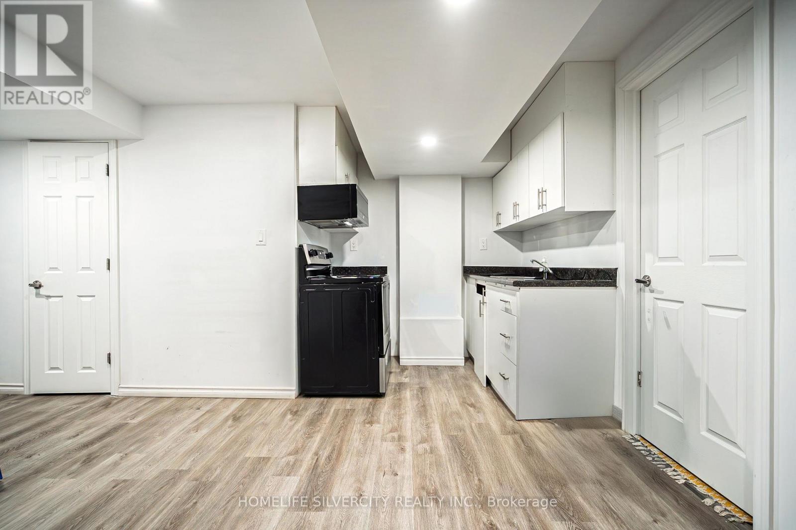 106 Columbus Gate, Hamilton, Ontario  L8J 0L3 - Photo 44 - X12663504