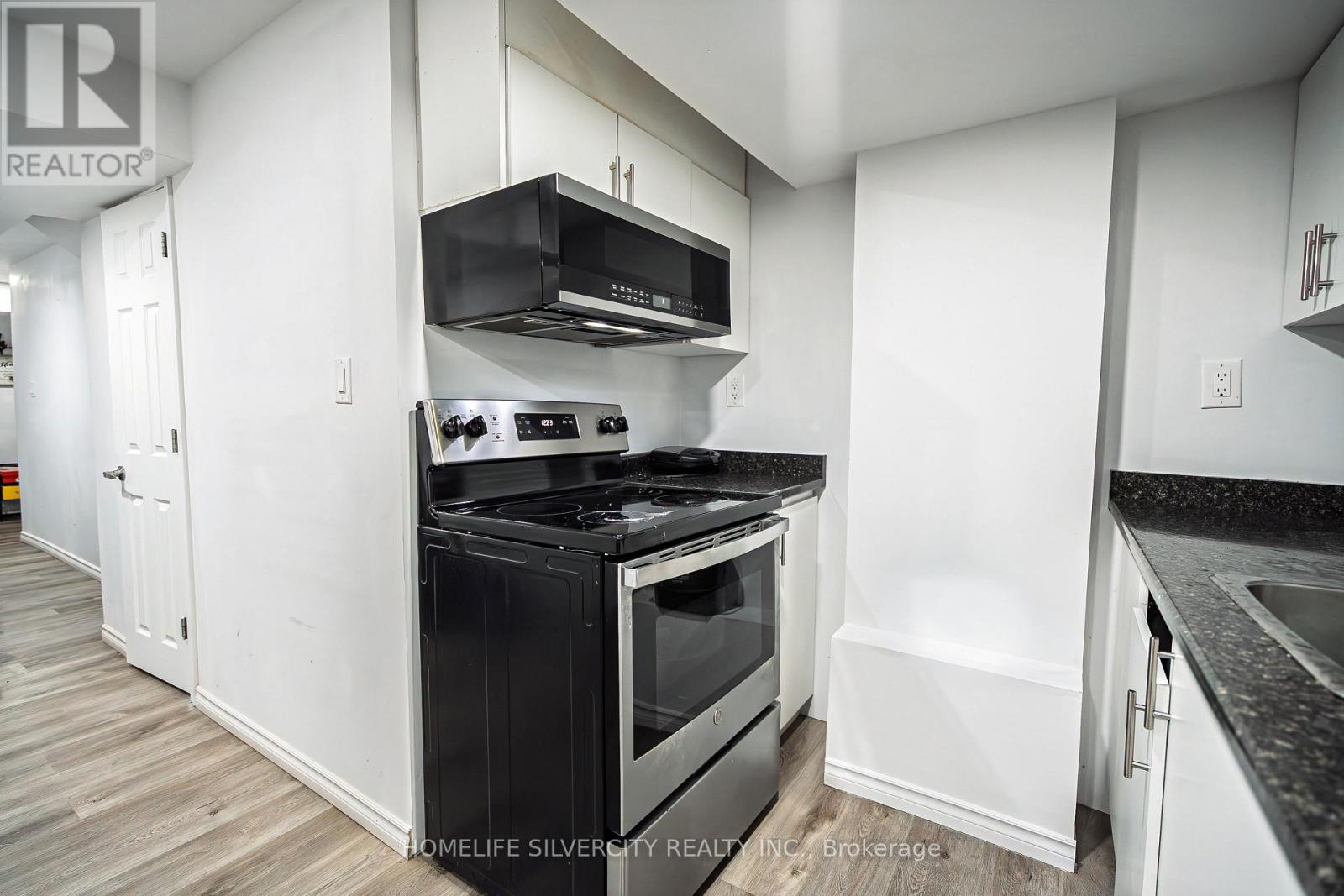 106 Columbus Gate, Hamilton, Ontario  L8J 0L3 - Photo 45 - X12663504