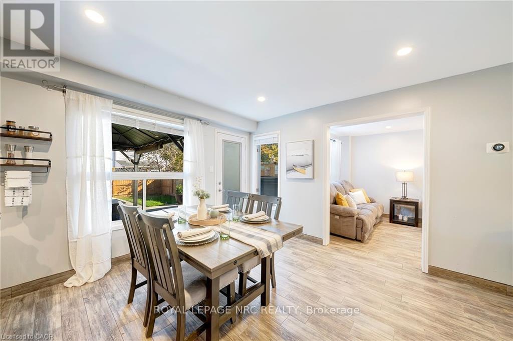 22 Pleasant Grove Terrace, Grimsby, Ontario  L3M 5G8 - Photo 7 - X12663586