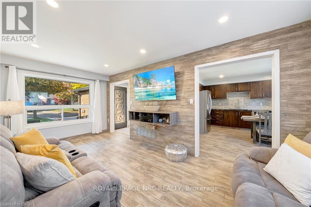 22 Pleasant Grove Terrace, Grimsby, Ontario  L3M 5G8 - Photo 9 - X12663586