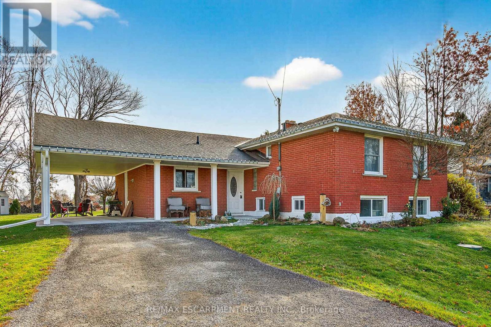 1597 TRINITY CHURCH ROAD, Hamilton, Ontario