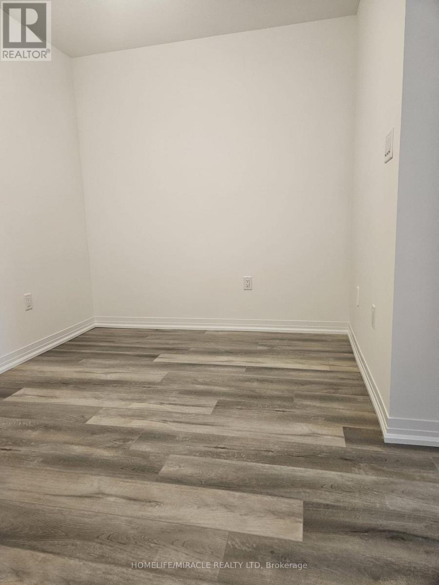 88 Gort Avenue, Brant, Ontario  N3L 3K2 - Photo 11 - X12663784