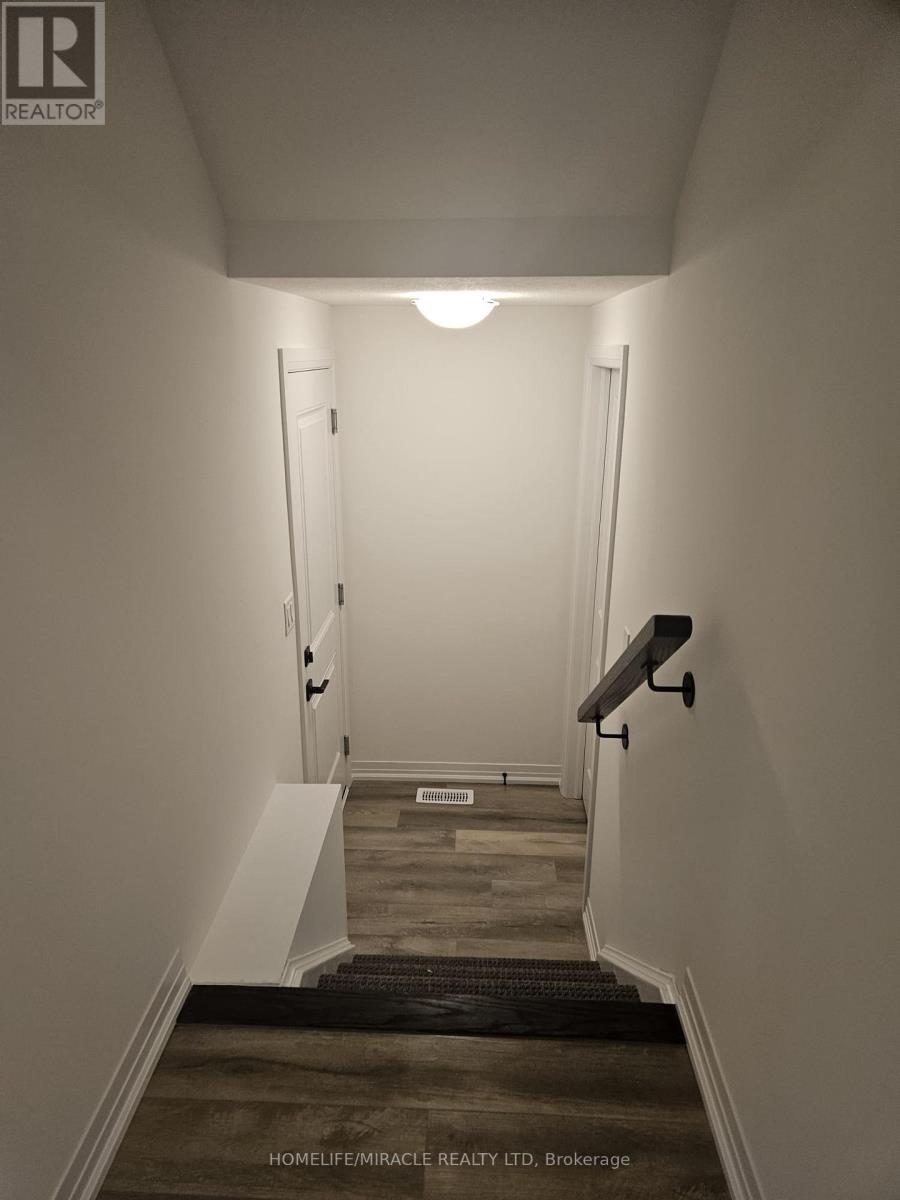 88 Gort Avenue, Brant, Ontario  N3L 3K2 - Photo 20 - X12663784