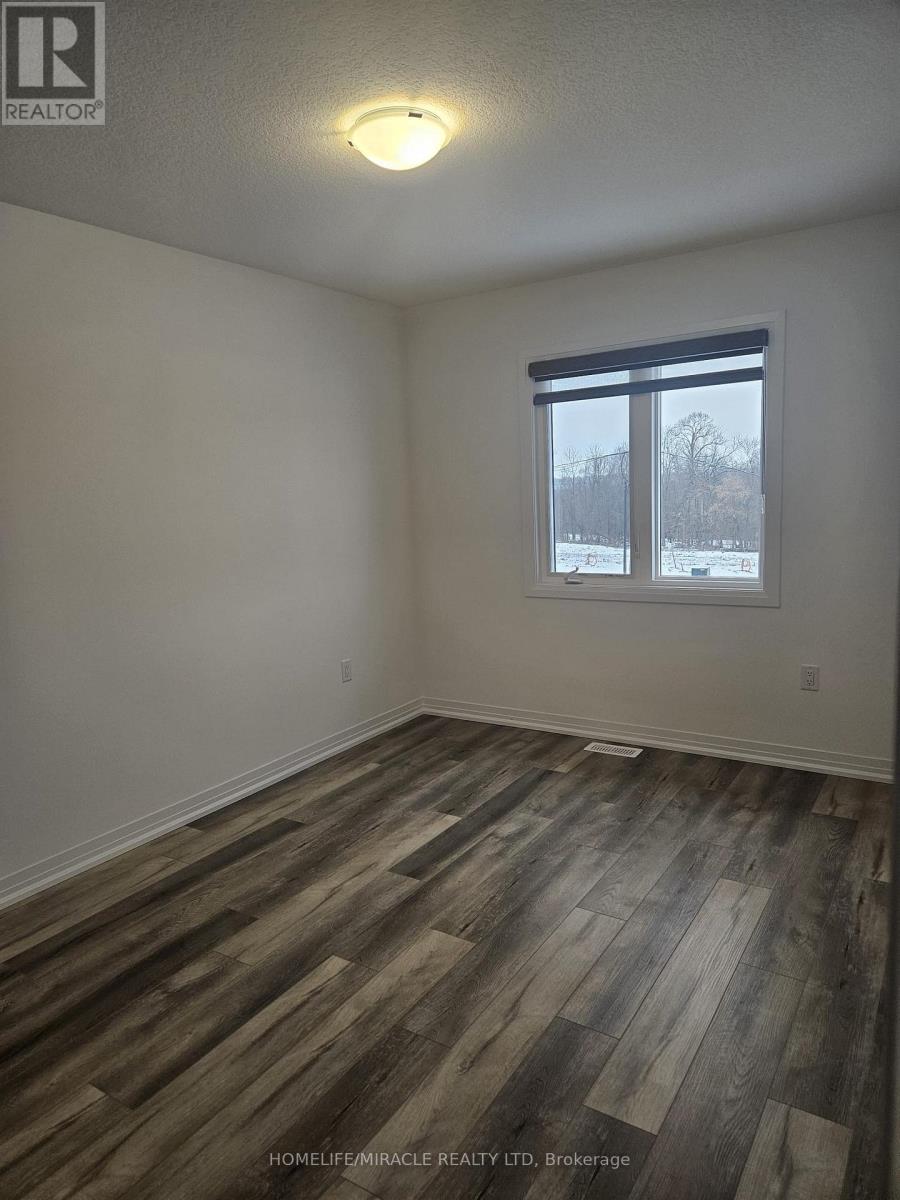 88 Gort Avenue, Brant, Ontario  N3L 3K2 - Photo 7 - X12663784