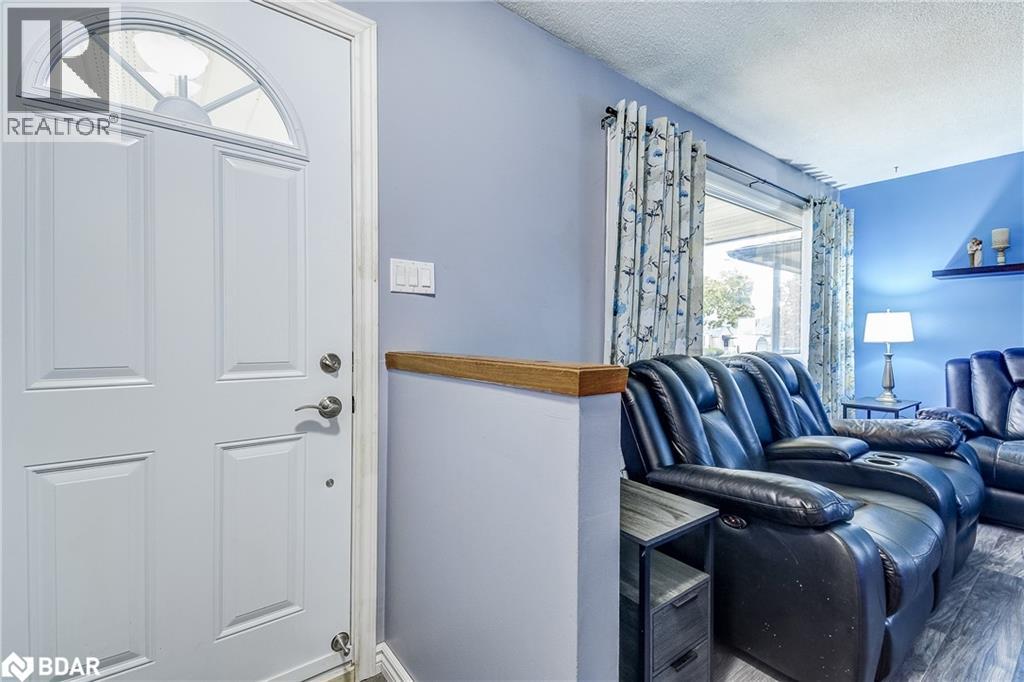 211 East 8th Street, Hamilton, Ontario  L9A 3L7 - Photo 5 - 40785299