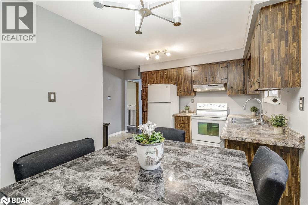 211 East 8th Street, Hamilton, Ontario  L9A 3L7 - Photo 16 - 40785299