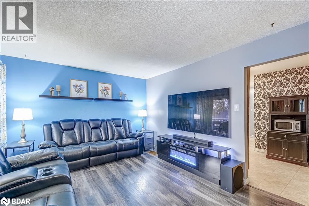 211 East 8th Street, Hamilton, Ontario  L9A 3L7 - Photo 7 - 40785299