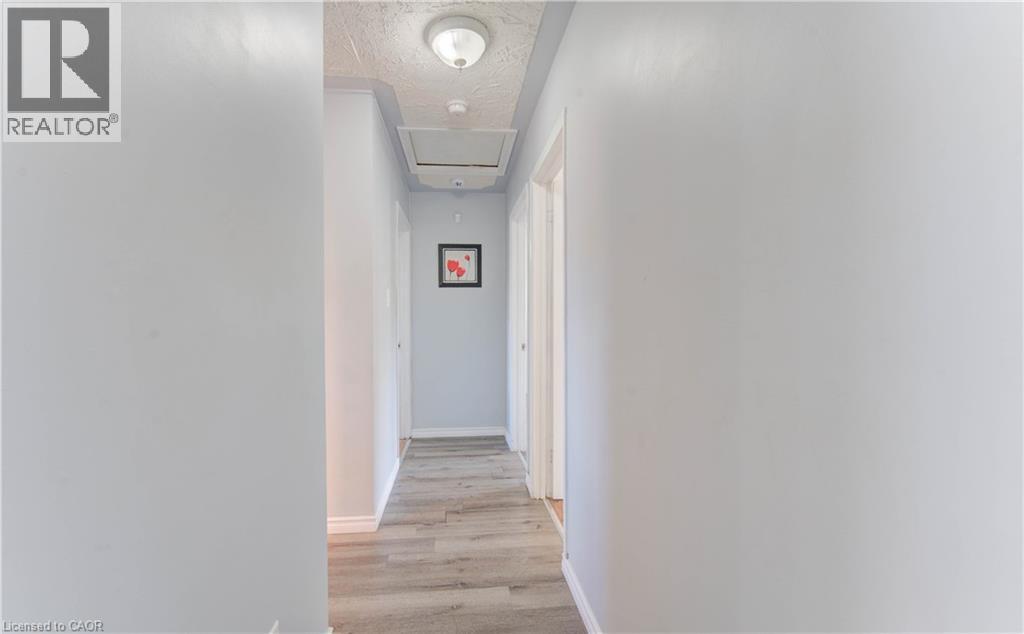 320 Country Hill Drive, Kitchener, Ontario  N2E 2C2 - Photo 25 - 40785658