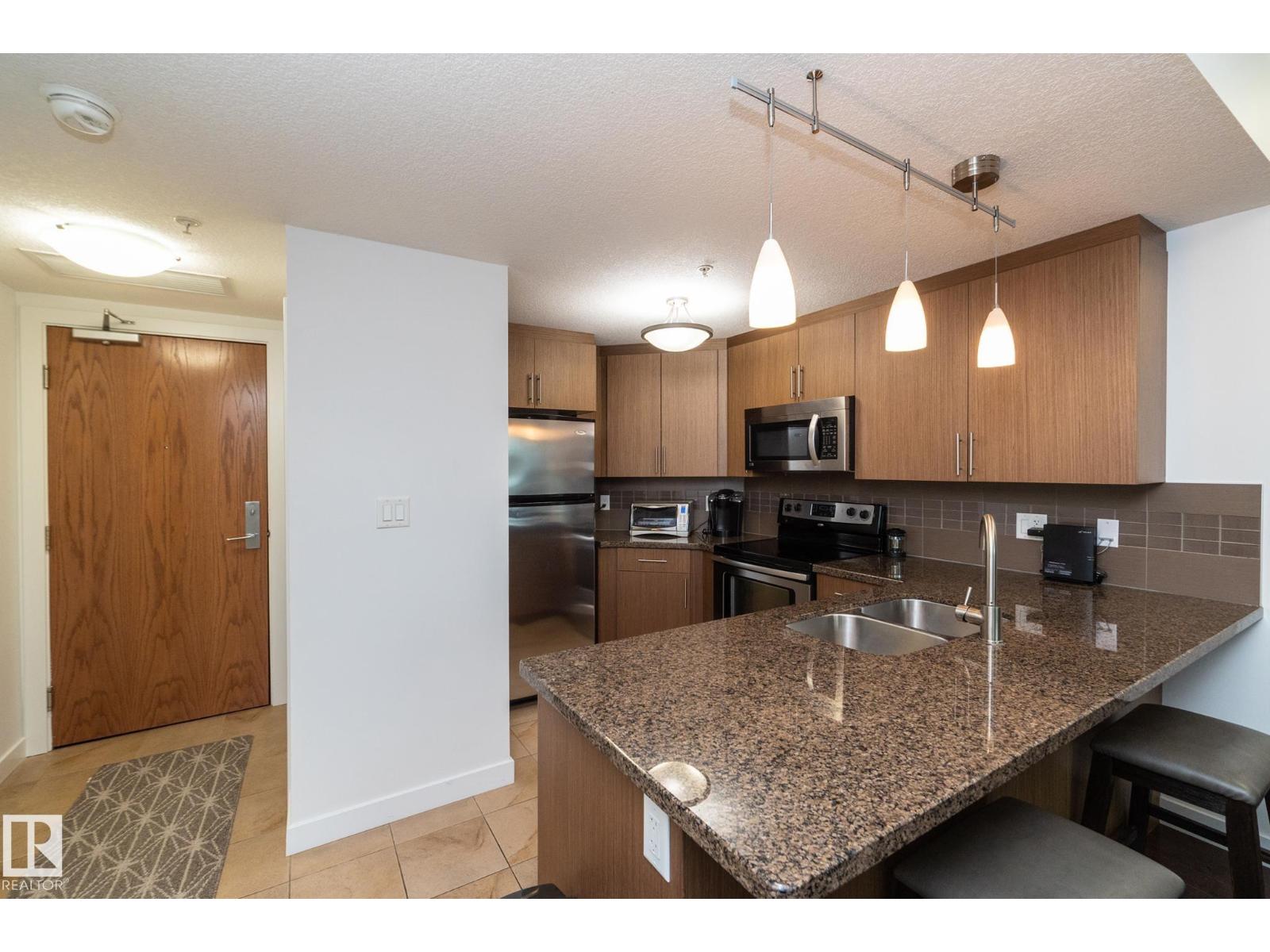 #505 10055 118 St Nw, Edmonton, Alberta T5K 0C1 - Photo 7 - E4467327