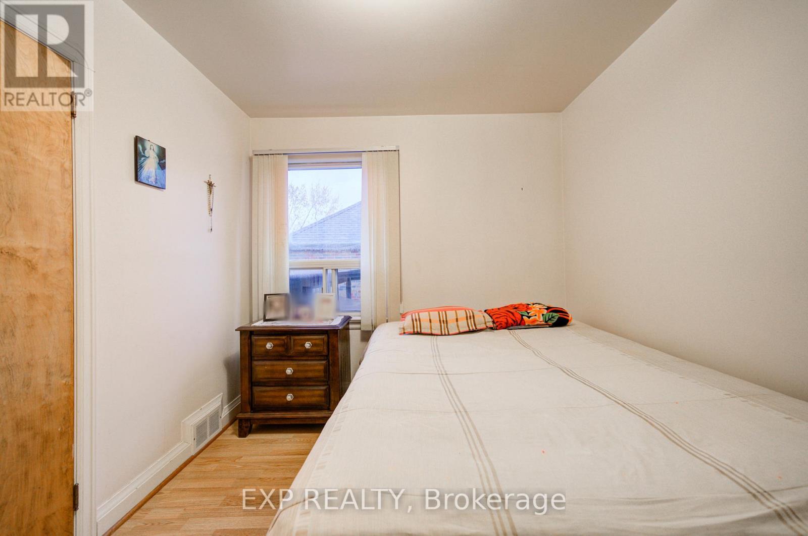 63 Midland Avenue, Toronto, Ontario  M1N 3Z8 - Photo 22 - E12663556