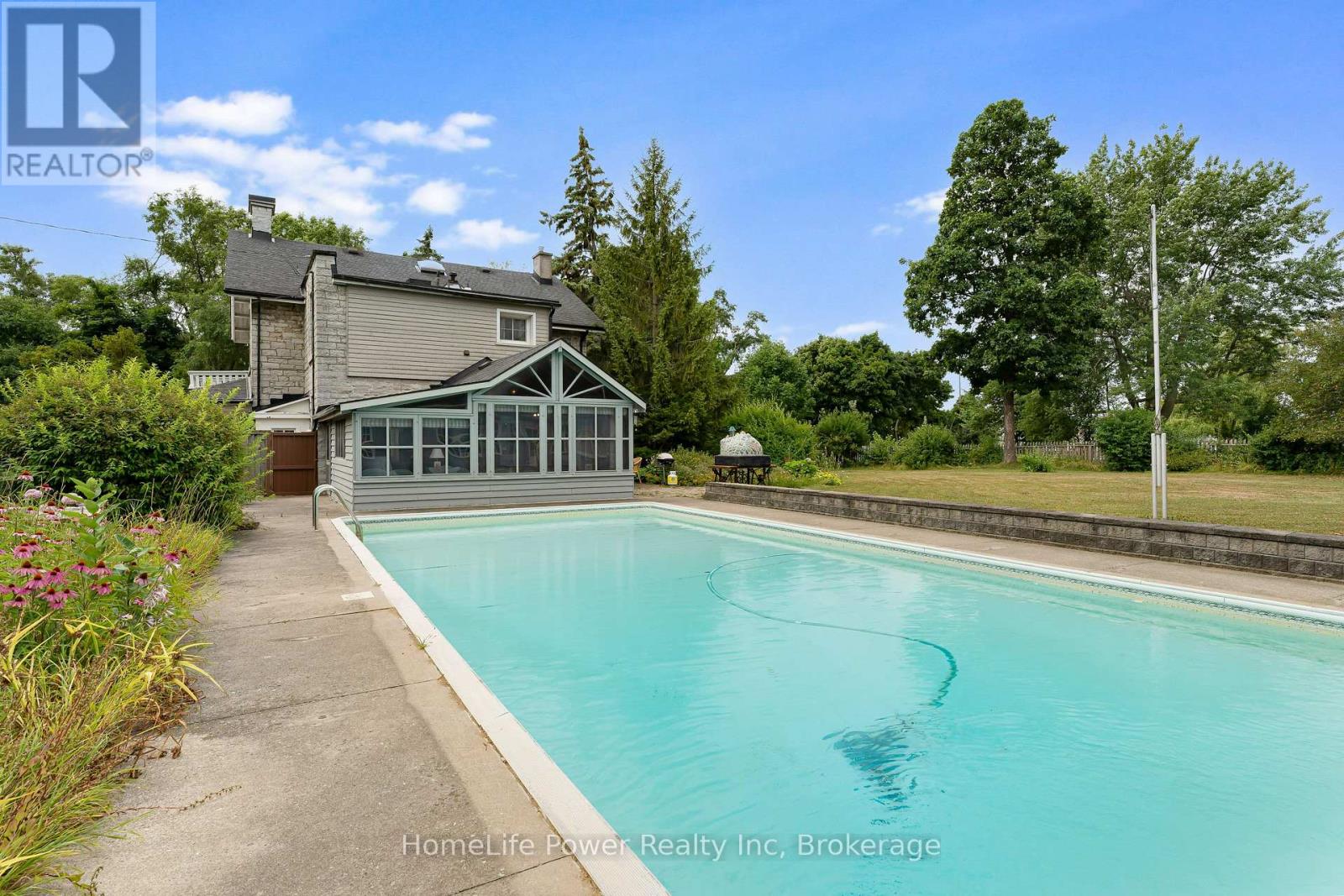 2 Alwington Avenue, Kingston (Central City East), Ontario  K7L 4R3 - Photo 42 - X12663804